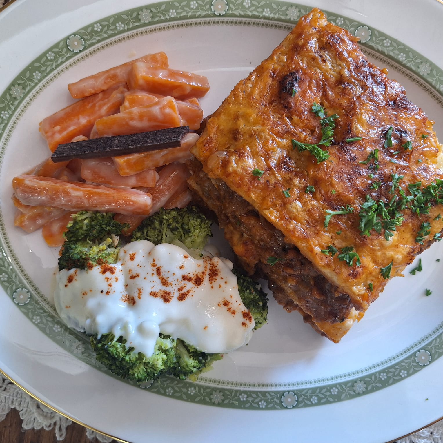 Chicken Pie in flaky Pastry